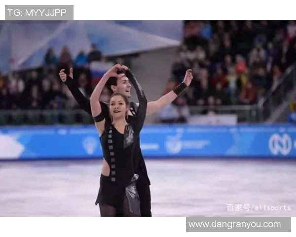 冬季滑冰运动员空气阻力减缓专用服装技术与性能优化分析研究